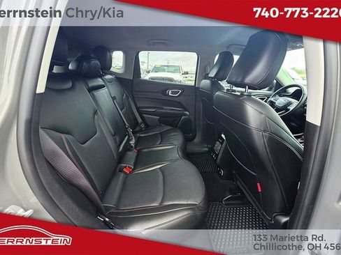 Used 2022 Jeep Compass Trailhawk AWD/4WD image 30