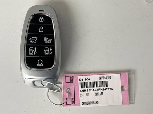 Used 2023 Hyundai Santa Fe Calligraphy image 22