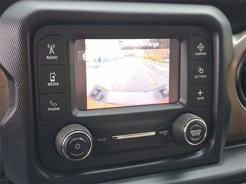 Used 2020 Jeep Gladiator Sport w/ Trailer Tow Package image 18