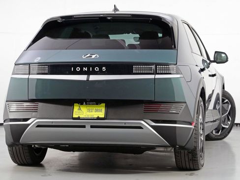 Used 2023 Hyundai Ioniq 5 SEL image 4