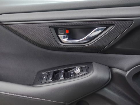Certified 2025 Subaru Outback Premium image 12