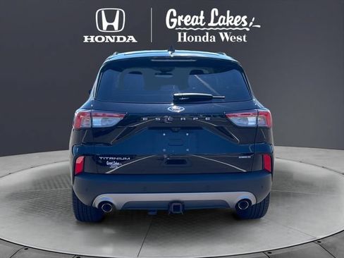 Used 2021 Ford Escape Titanium w/ Titanium Elite Package AWD/4WD image 4