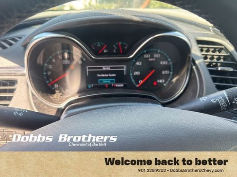 Used 2017 Chevrolet Impala Premier w/ Enhanced Convenience Package image 10