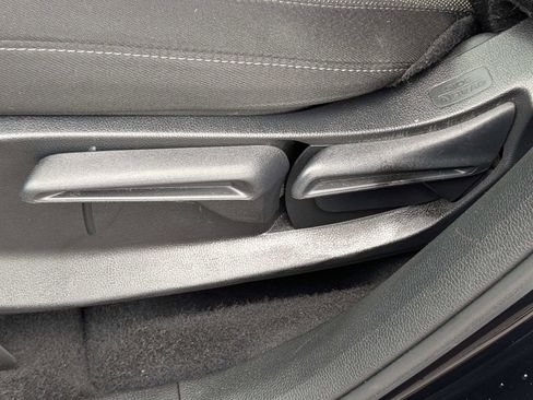 Used 2023 Honda CR-V LX image 21