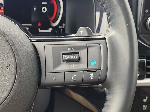 Used 2023 Nissan Pathfinder Platinum AWD/4WD image 22