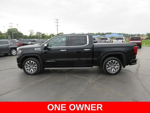 Certified 2024 GMC Sierra 1500 Denali w/ Denali Reserve Package AWD/4WD image 11