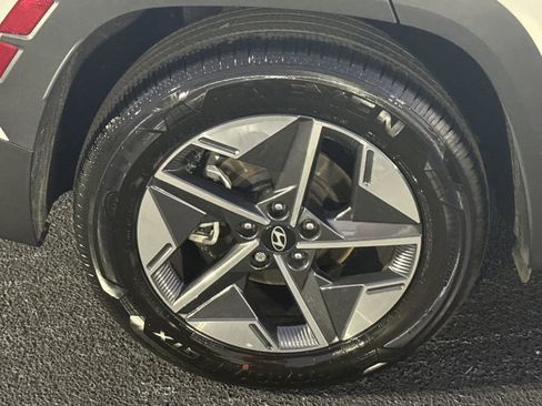 New 2025 Hyundai Tucson SEL image 17