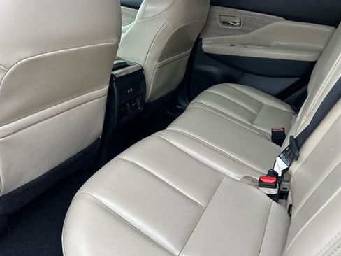 Used 2023 Nissan Murano SV image 13