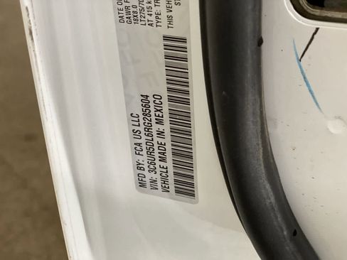 Used 2024 RAM 2500 Big Horn image 29