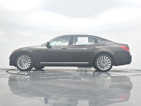 Used 2016 Hyundai Equus Signature RWD image 32