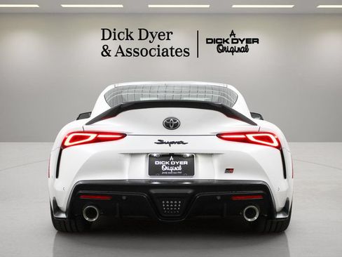 Used 2026 Toyota Supra w/ Driver Assist Package RWD image 10