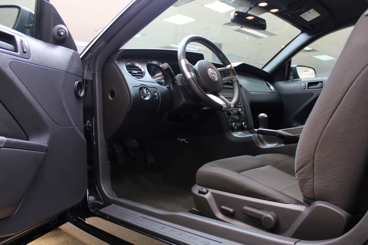Used 2014 Ford Mustang GT w/ Equipment Group 301A RWD image 37