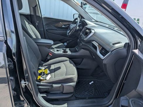Used 2018 GMC Terrain SLE AWD/4WD image 16