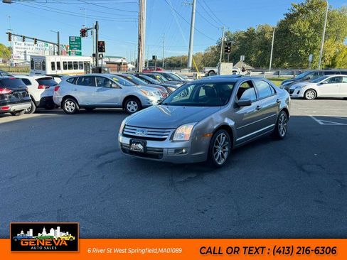 Used 2009 Ford Fusion SE image 1