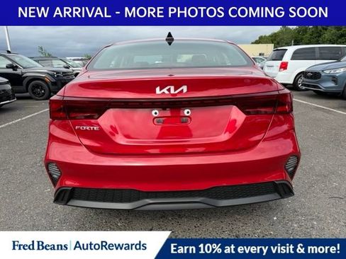 Used 2023 Kia Forte LXS w/ LXS Technology Package FWD image 6