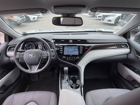 Used 2020 Toyota Camry LE image 18