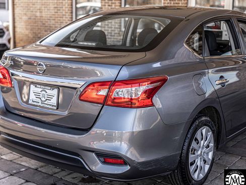 Used 2019 Nissan Sentra S image 15