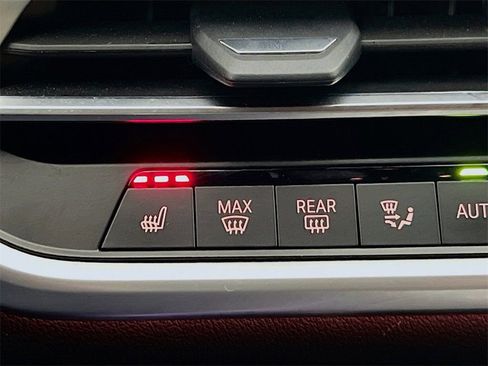 Used 2022 BMW X5 xDrive45e w/ Executive Package image 21