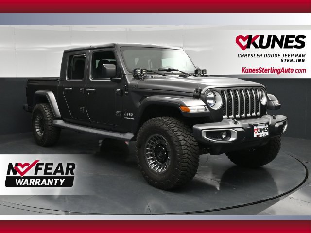 Used 2020 Jeep Gladiator Overland w/ Trailer Tow Package AWD/4WD image 1
