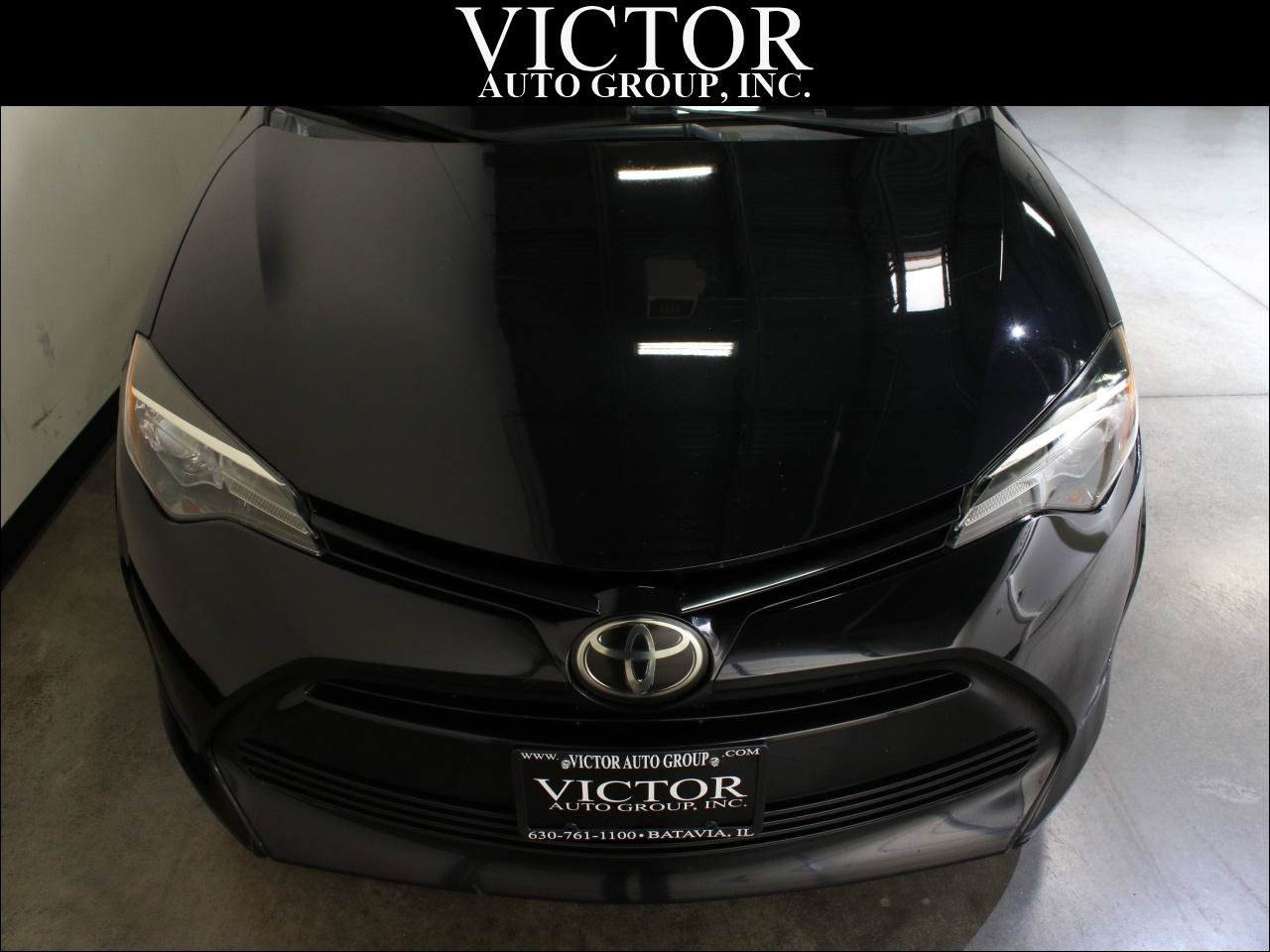 Used 2017 Toyota Corolla LE FWD image 3
