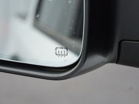 Used 2023 RAM 1500 Big Horn AWD/4WD image 32