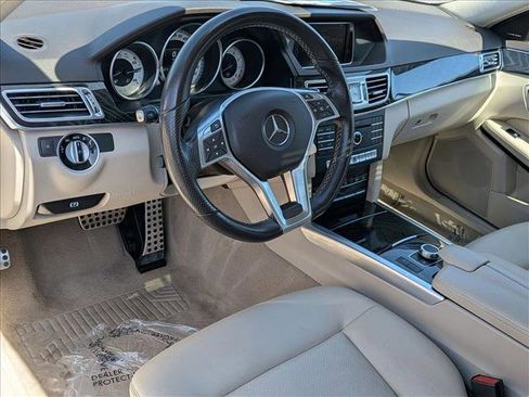 Used 2016 Mercedes-Benz E 350 4MATIC Wagon image 10