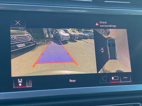 Used 2022 Audi Q3 2.0T Premium Plus image 14