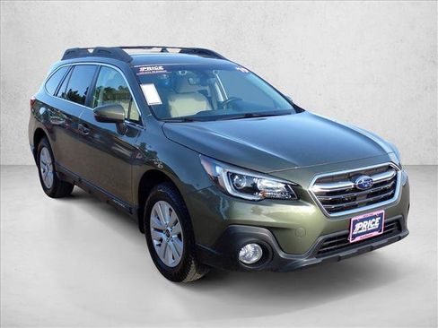 Used 2019 Subaru Outback 2.5i Premium AWD/4WD image 6