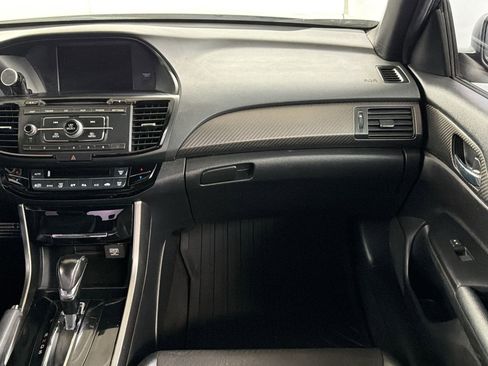Used 2016 Honda Accord Sport image 28