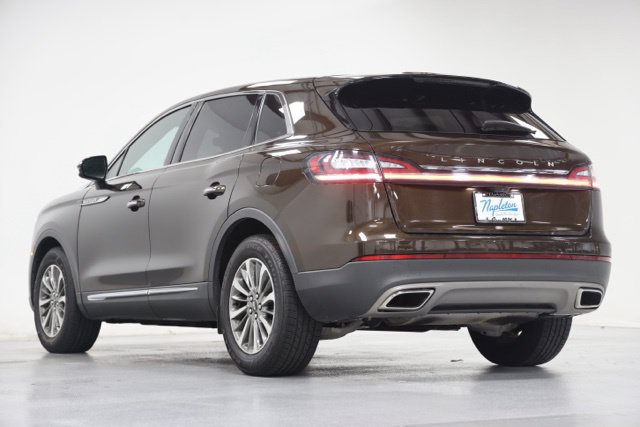 Used 2020 Lincoln Nautilus Reserve FWD image 11