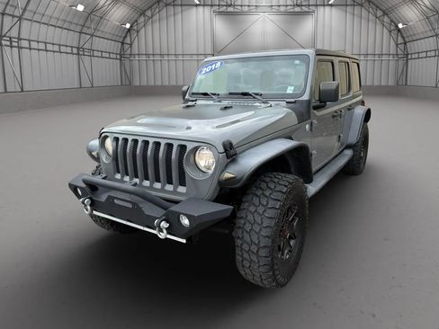 Used 2018 Jeep Wrangler Unlimited Sport S image 11
