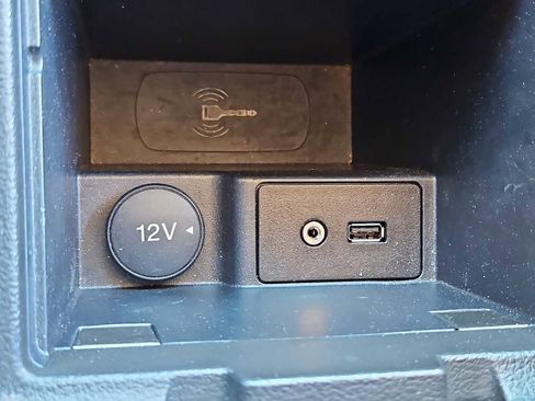 Used 2016 Ford Focus SE image 30