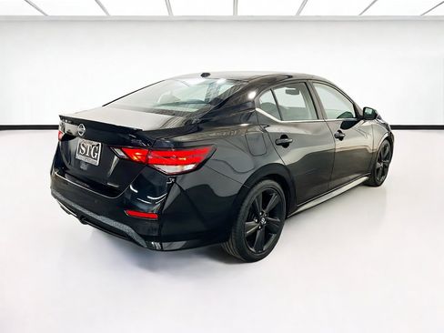Used 2022 Nissan Sentra SR w/ Midnight Edition FWD image 4