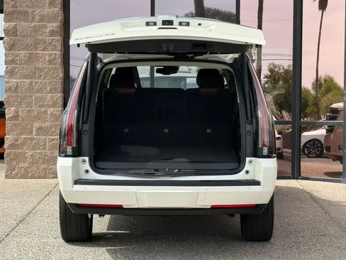 Used 2015 Cadillac Escalade ESV Premium AWD/4WD image 31