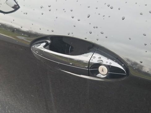 Used 2018 Ford EcoSport SE image 15