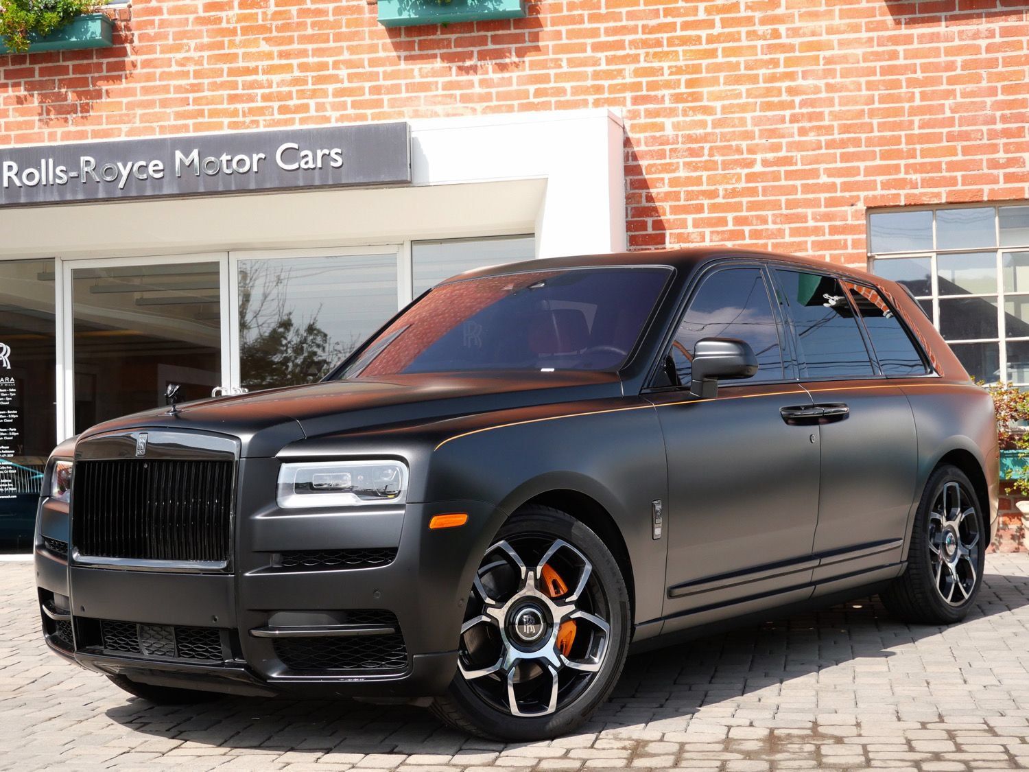 Certified 2023 Rolls-Royce Cullinan Black Badge w/ Dark Exterior Package AWD/4WD image 1