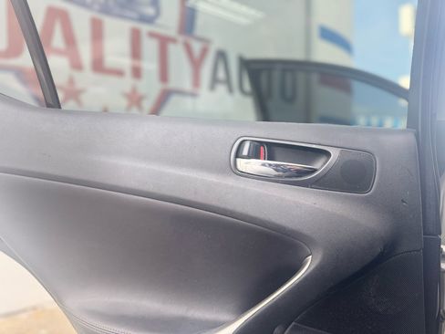 Used 2009 Lexus IS 250 image 31