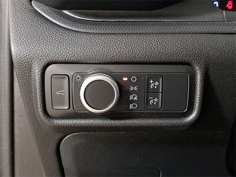 Used 2020 Ford Explorer 2WD image 24