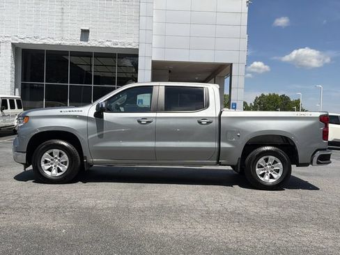 Used 2025 Chevrolet Silverado 1500 LT AWD/4WD image 2