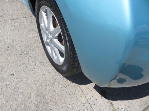 Used 2014 Toyota Prius C Four FWD image 29