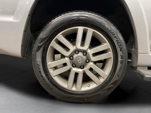 Used 2010 Toyota 4Runner Limited image 16