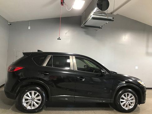 Used 2016 MAZDA CX-5 Touring image 2