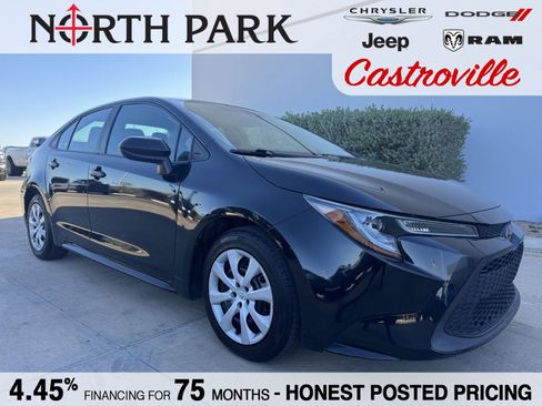 Used 2022 Toyota Corolla LE w/ Carpet Mat Package (TMS) image 1