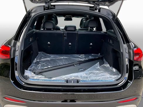 Certified 2026 Mercedes-Benz GLC 300 image 37