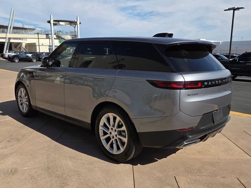 Used 2025 Land Rover Range Rover Sport AWD/4WD image 7