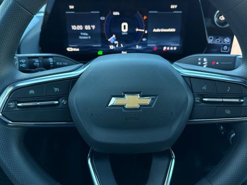 New 2026 Chevrolet Equinox EV LT w/ LPO, Blackout Package FWD image 23