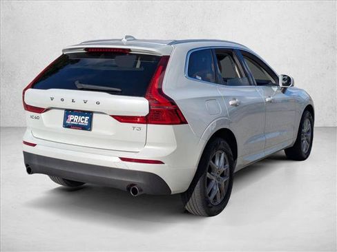 Used 2019 Volvo XC60 T5 Momentum FWD image 5