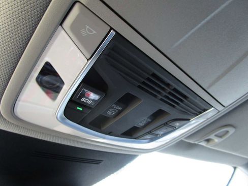 Certified 2025 Acura MDX SH-AWD w/ Technology Package image 25