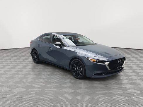 Used 2025 MAZDA MAZDA3 s image 30