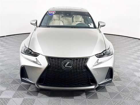 Used 2018 Lexus IS 350 image 2